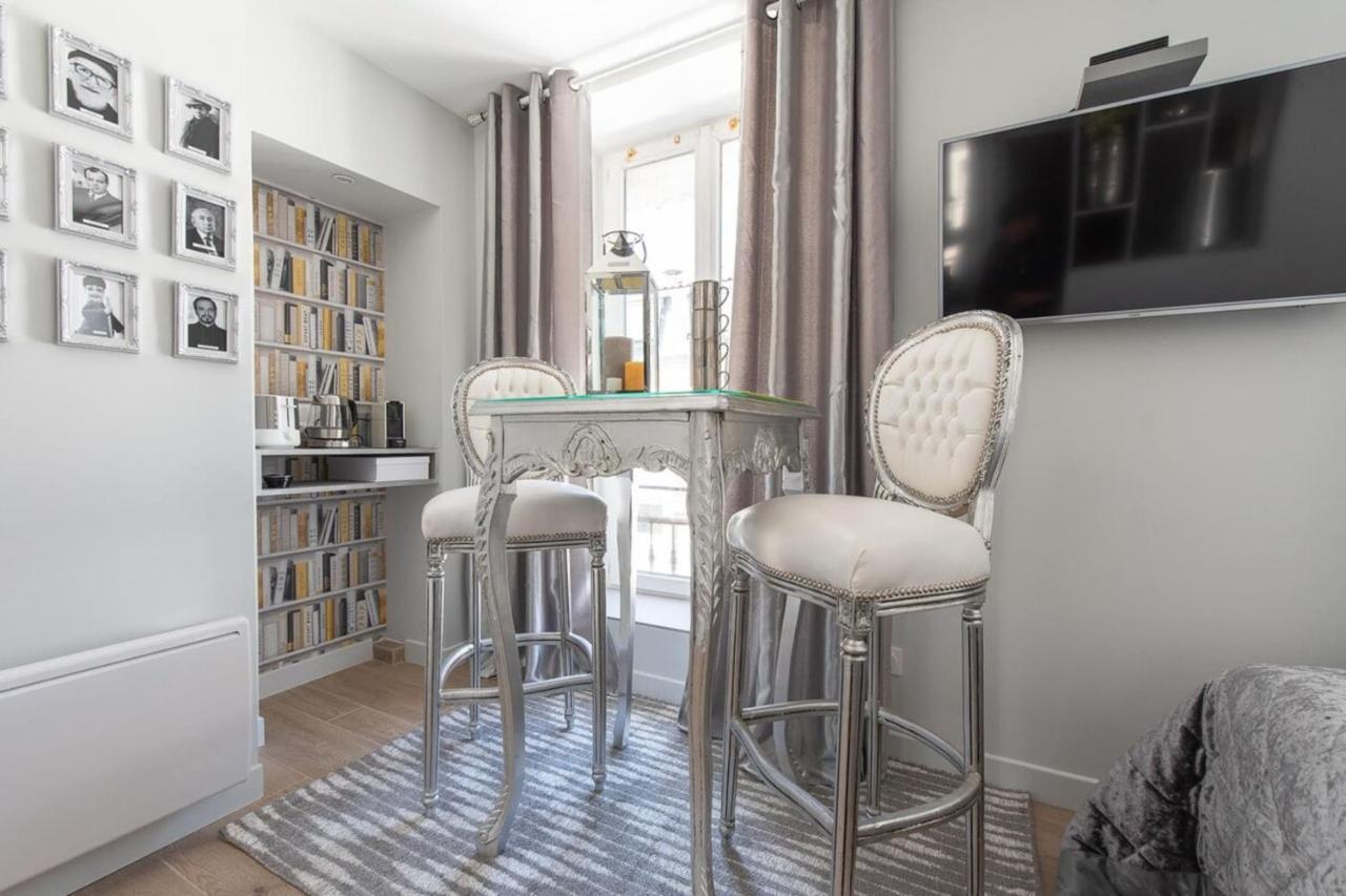Le Petit Prince- Studio Cosy 2 Pers -Metro Valmy Лион Экстерьер фото